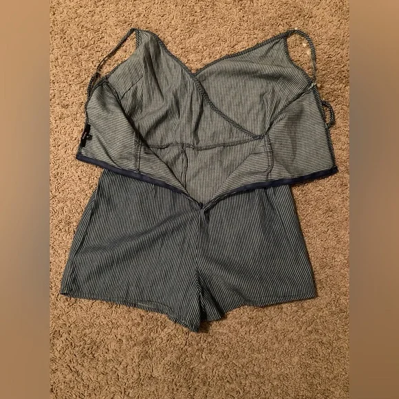 Blashe Blue & White Striped Romper. Size Medium. - Picture 8 of 9
